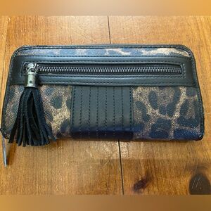 Lula Leopard print Wallet